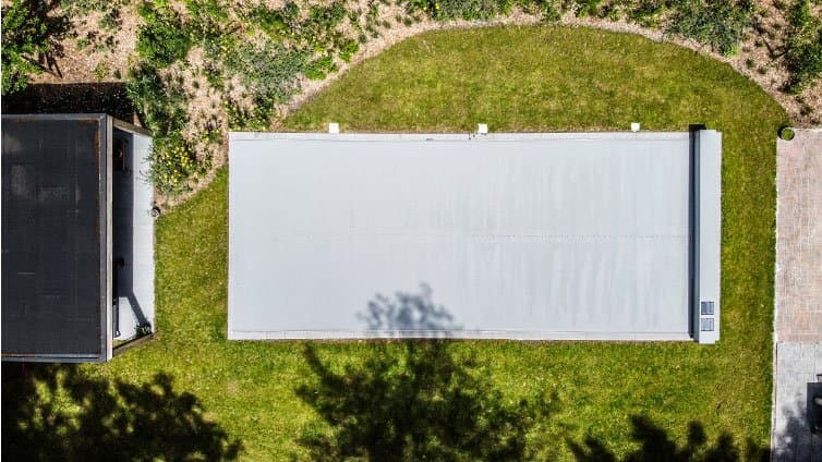 Aerial cover closed over the water